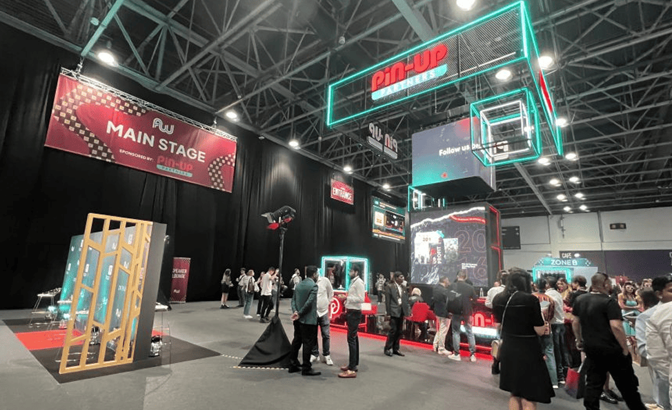 Affiliate World 2025 program